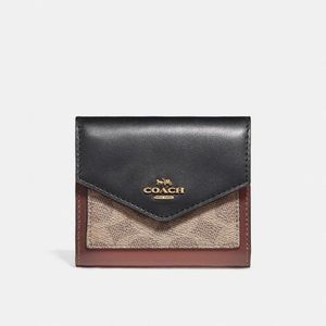 NWT Coach Wallet In Colorblock Signature Canvas